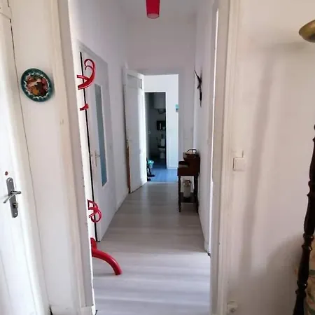 Apartment Bureau Lesparre-medoc, L'estuaire